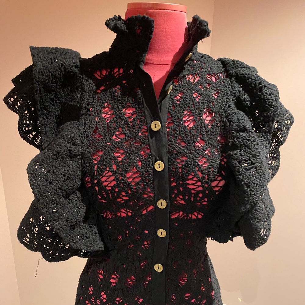 Zara STUNNING crochet gown - Picture 2 of 5